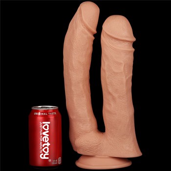 Двойной фаллоимитатор с присоской LoveToy Mega Double Dildo 33 см